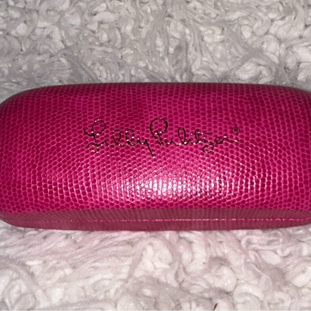 50%offw❤️ Lilly Pulitzer pink Glasses Case HG105
